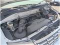 2004 Toyota Grand Hiace