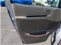 2004 Toyota Grand Hiace