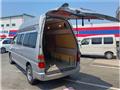 2004 Toyota Grand Hiace