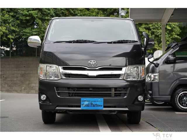 2011 Toyota Regiusace Van