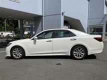 2013 Toyota Crown