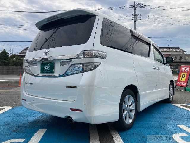 2014 Toyota Vellfire