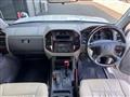 2006 Mitsubishi Pajero