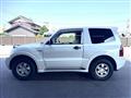 2006 Mitsubishi Pajero