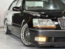 2001 Toyota Crown Majesta