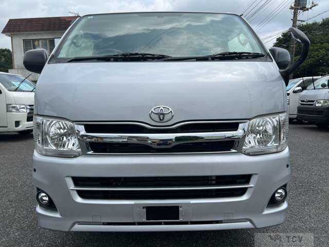 2011 Toyota Hiace Van