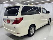 2012 Toyota Alphard Hybrid