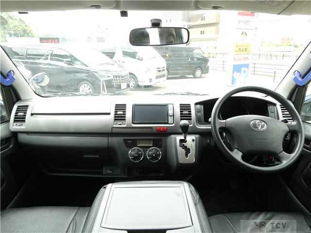 2011 Toyota Regiusace Van