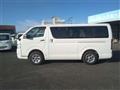 2009 Toyota Hiace Van