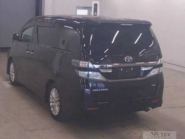 2014 Toyota Vellfire