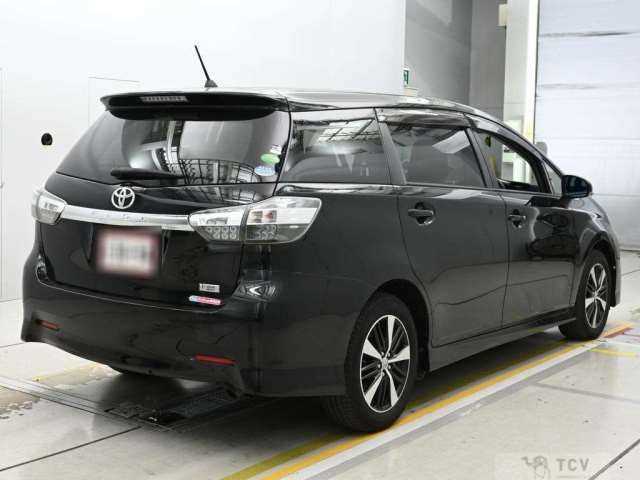 2013 Toyota Wish