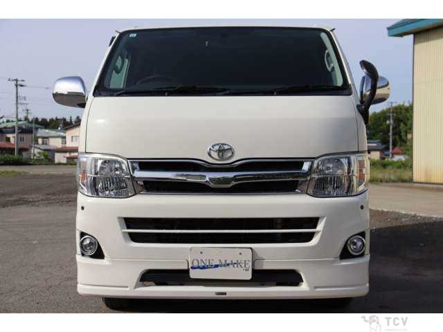 2010 Toyota Hiace Van