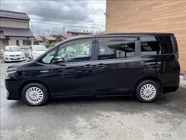 2014 Toyota Voxy