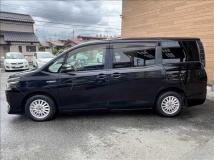2014 Toyota Voxy