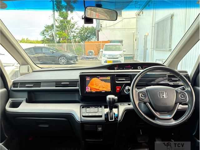 2017 Honda Step WGN