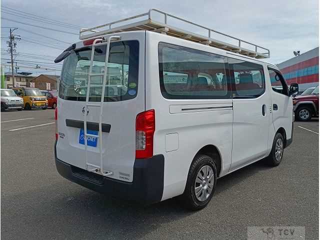 2020 Nissan NV350 Caravan