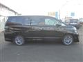 2014 Toyota Vellfire