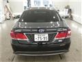 2013 Toyota Crown Hybrid