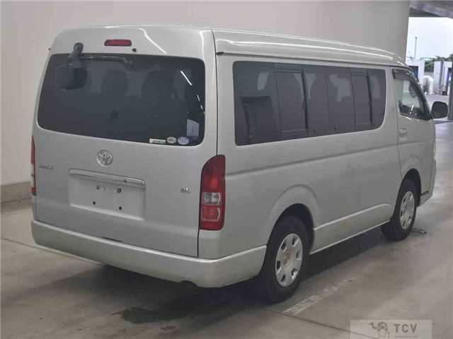 2011 Toyota Hiace Wagon