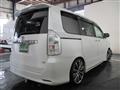 2012 Toyota Voxy