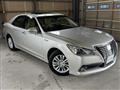 2013 Toyota Crown Hybrid