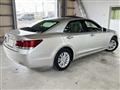 2013 Toyota Crown Hybrid