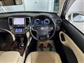 2013 Toyota Crown Hybrid