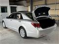 2013 Toyota Crown Hybrid