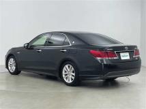 2013 Toyota Crown Hybrid