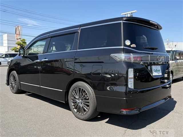 2017 Nissan Elgrand