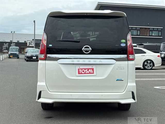 2017 Nissan Serena