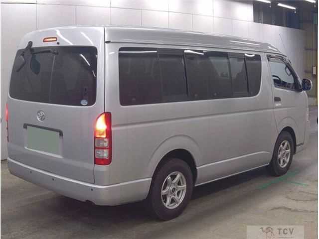 2013 Toyota Hiace Wagon
