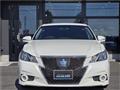 2013 Toyota Crown Hybrid