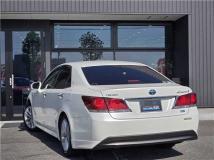2013 Toyota Crown Hybrid
