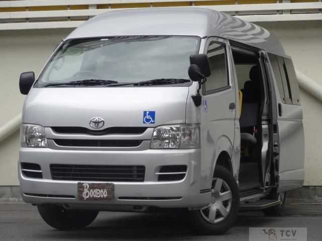 2009 Toyota Hiace Van