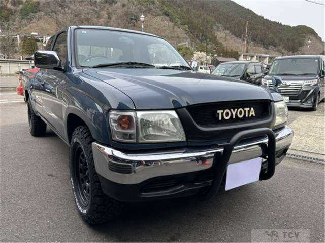2003 Toyota Hilux