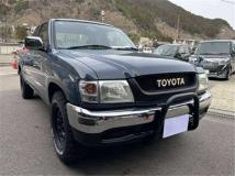 2003 Toyota Hilux