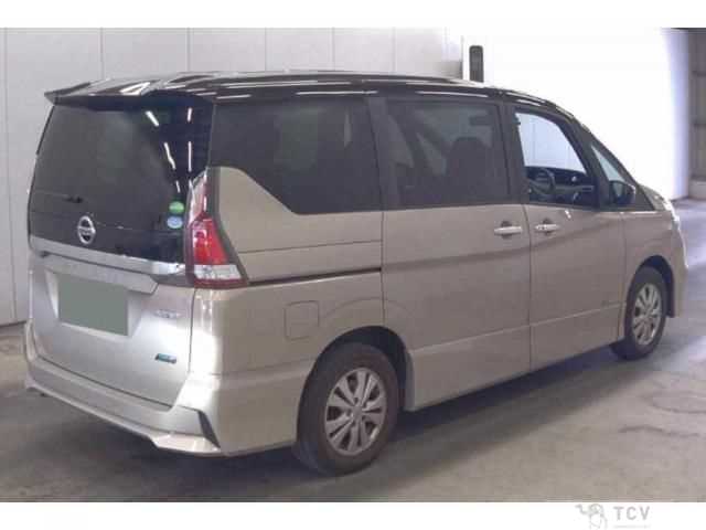 2017 Nissan Serena