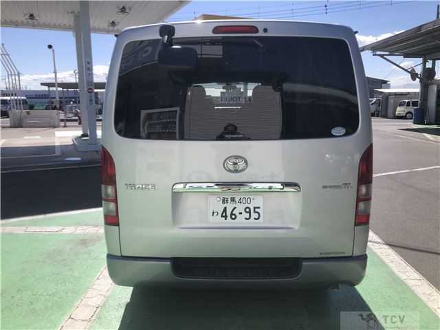 2006 Toyota Hiace