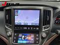 2014 Toyota Crown Hybrid