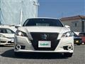 2013 Toyota Crown Hybrid