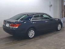 2014 Toyota Crown Hybrid