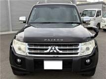 2011 Mitsubishi Pajero