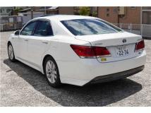 2014 Toyota Crown Hybrid