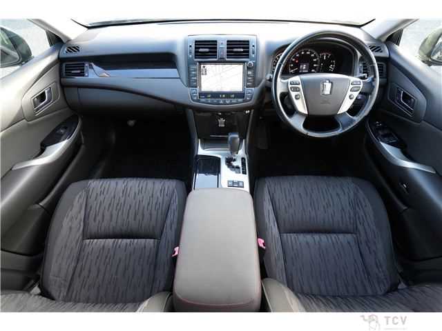 2011 Toyota Crown
