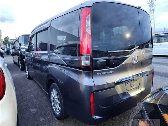 2015 Honda Step WGN