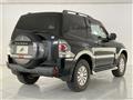 2015 Mitsubishi Pajero