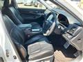 2014 Toyota Crown Hybrid
