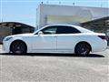 2014 Toyota Crown Hybrid