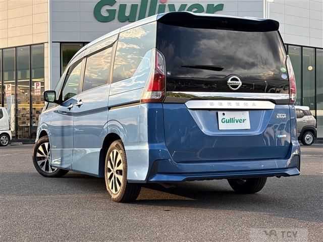 2017 Nissan Serena